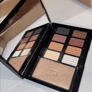 doucce eyeshadow palette
